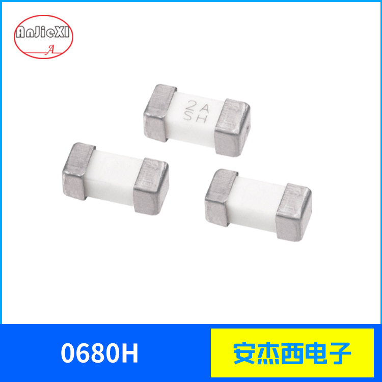 表面黏着保险丝 06...